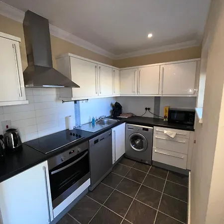 North Modern Apartment