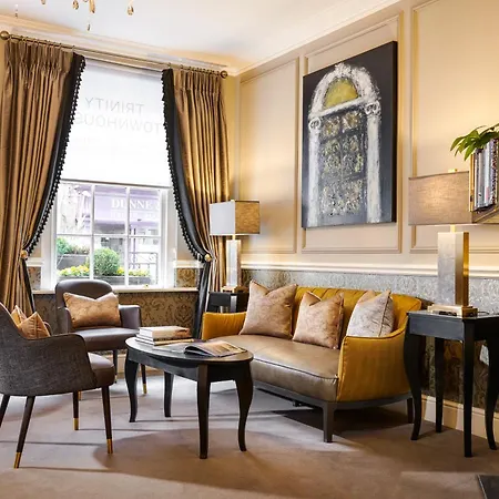 Otel Trinity Townhouse 3*