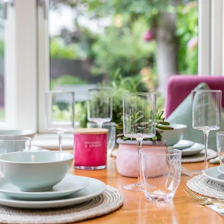 Fashionable Chic Townhouse In D4 Casa vacanze