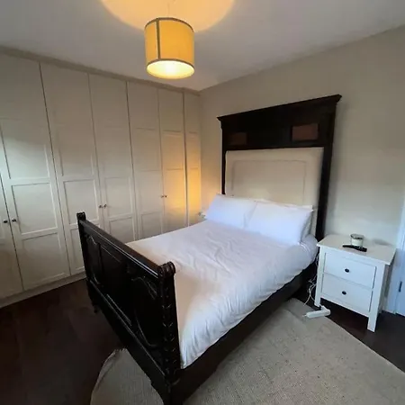 Splendid South Ranelagh Townhouse Casa vacanze