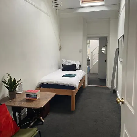 Apartment Charming Central House
