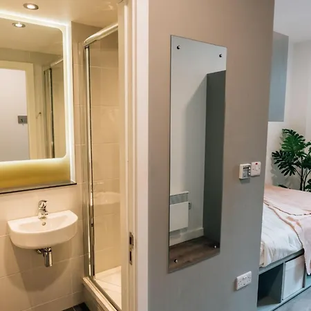 Apartment Point Campus In Docklands *