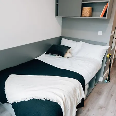 Point Campus In Docklands Apartment Dublin