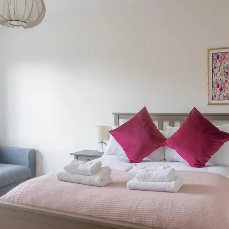 Pensjonat Guestready - Amazing House In Sandymount *