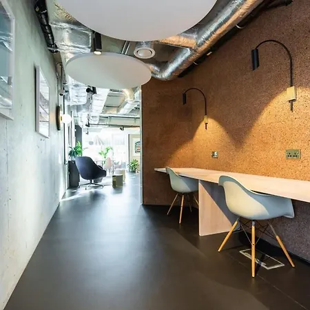 Appartement Woodward Square One By At *