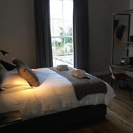 Pembroke Hall 3* Dublin