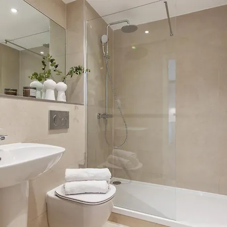 The Oslo By At Apartament Dublin