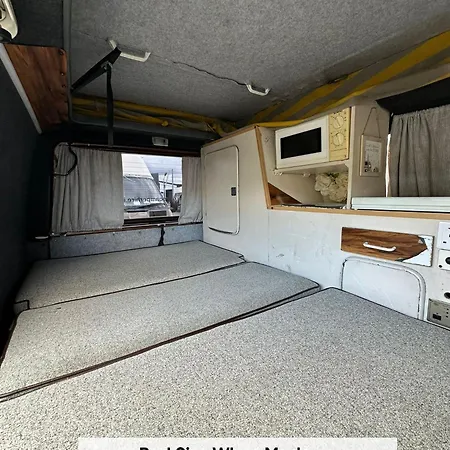 Parque de Campismo Retro Camper Hire