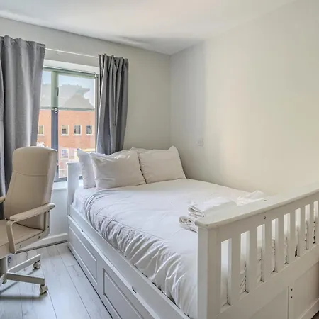 Inviting 2bd Flat 5 Mins To Temple Bar Dublin