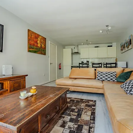 Apartment Inviting 2bd Flat 5 Mins To Temple Bar Dublin