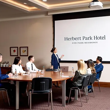 Hotel Herbert Park And Park