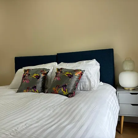 Cozy Pink House Fairview 6 Beds * דבלין