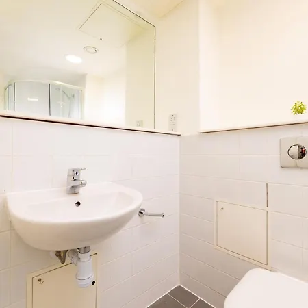 Refurbished Ensuite With Shared Kitchen At Montrose In * Dublin