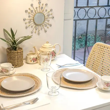 Apartmán Centre D1 - 2 Bedroom Spacious Modern Duplex House