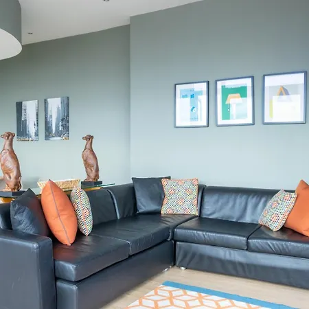 Apartamento Guestready - Enchanting Views From Millenium Tower Dublín