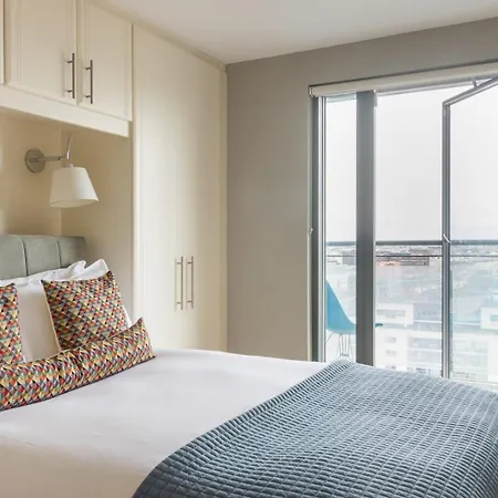 Guestready - Enchanting Views From Millenium Tower * Dublín