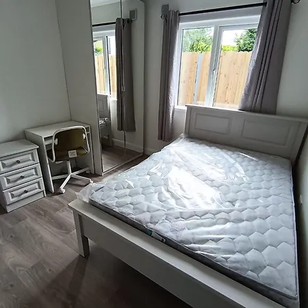 Apartment Myothernest - Convenient 2-bedroom In Dublin