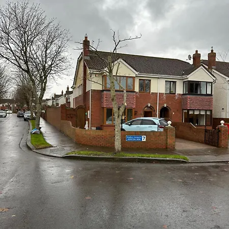 Out In B N B Bed & Breakfast Dublin