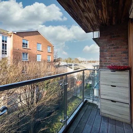 Contemporary 2br Flat In Dublin's Cultural Hub Apartament Dublin