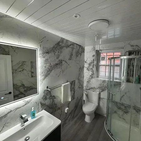 Mountjoy Spacious Private * Dublín