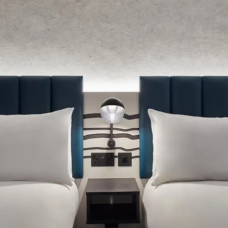 Leonardo Christchurch - Formerly Jurys 4* דבלין