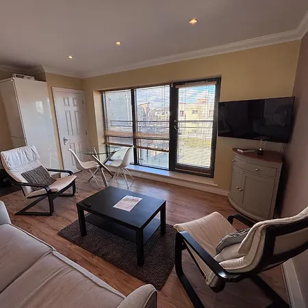 North Modern Apartment