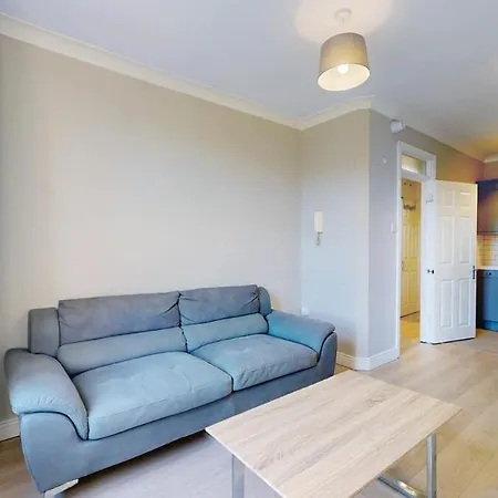 Apartment 1 Bed In Centre