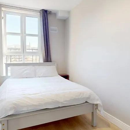 Apartment 1 Bed In Centre *
