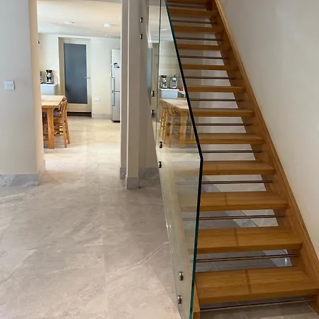 アパート Dun Laoghaire Coastal Retreat & Hidden Getaway *