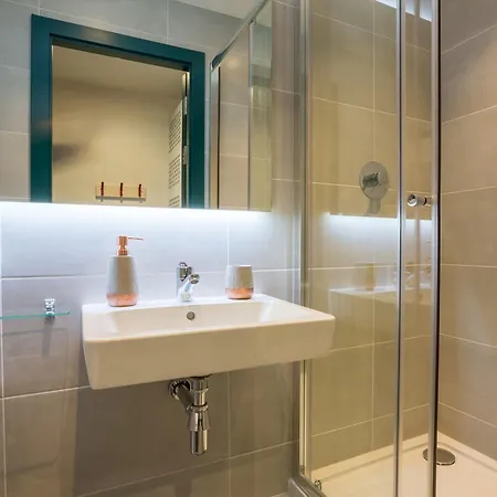 Appartement Destiny Student - Parkgate (adults Only) *