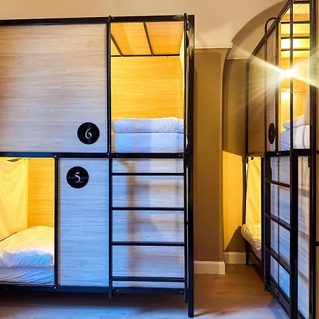 Gardiner House Ostello *