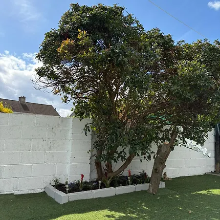 Superb Double Near Airport - 2 Pensionat Dublin