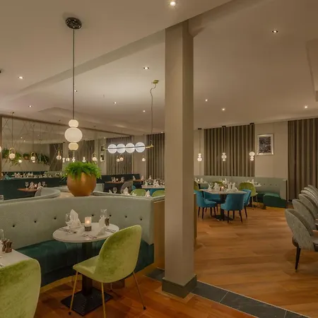 Hotel Crowne Plaza Dublin Airport By Ihg