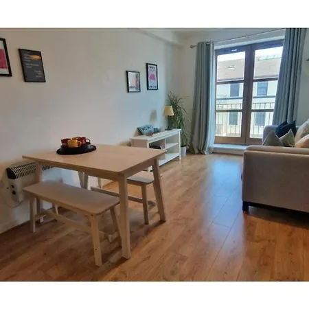Apartmán Large 2bd At Trendy Portobello Centre