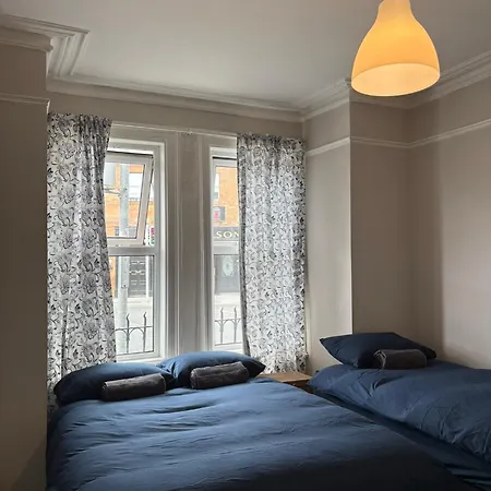 Superb Triple Near Croke Park - 4 Gasthuis Dublin