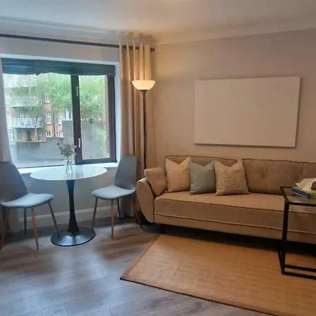 Apartamento Upgraded & Slick 2bd Heart Of At Christchurch Dublin