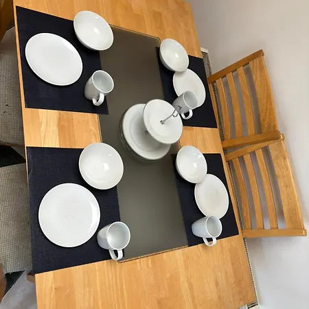 Superb Double Near Airport - 2 Pensionat *
