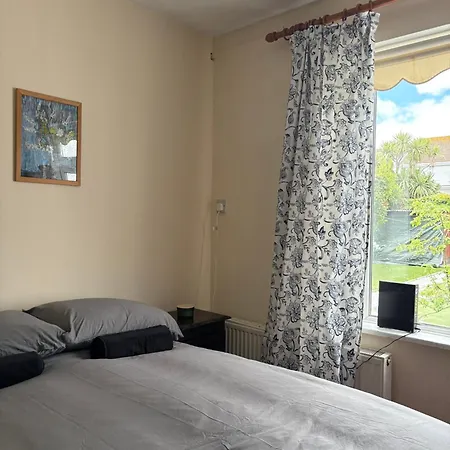 Pensionat Superb Double Near Airport - 2