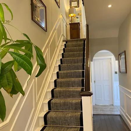 Avoca House 3* Dublino