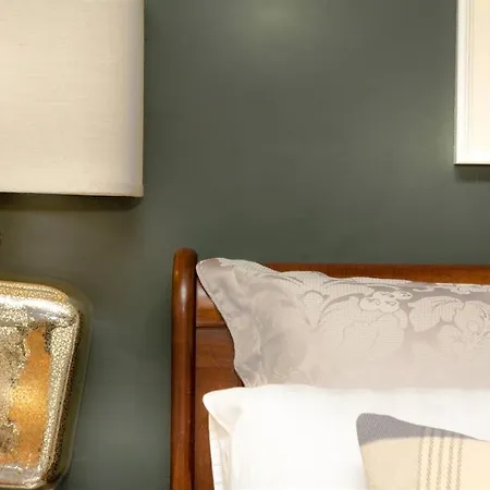 Avoca House Bed & Breakfast