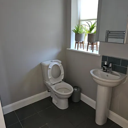 Modern 4-5 Bedroom House Ferienhaus Dublin