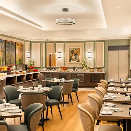 Brooks Hotel
