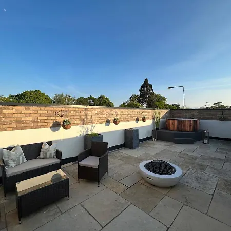 Villa Hot Tub Luxe In The Heart Of Dublin