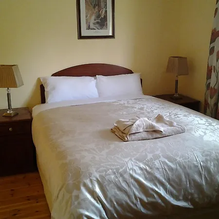 Couette-café Donnybrook 3*