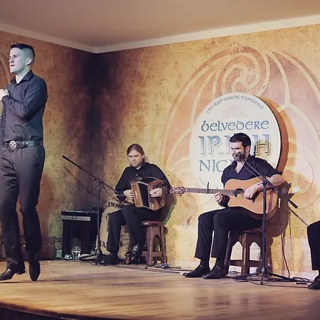 Ξενοδοχείο Belvedere Hotel, Centre 3*