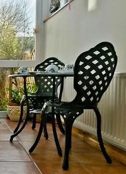 Donnybrook Hall 3*