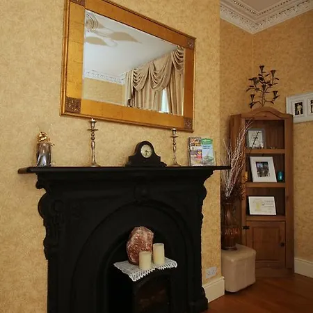 Vendégház Donnybrook Hall 3*