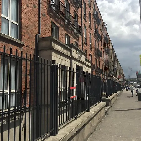 Gardiner & Talbot Street 아파트