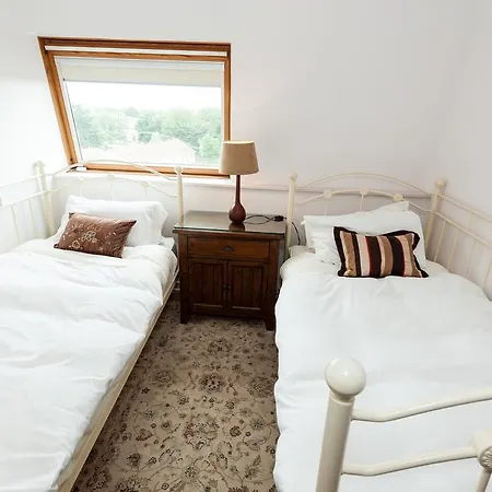 Cowper 443 Apartment