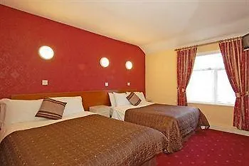 Maple Hotel 2*